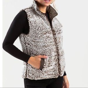 Francescas Navy Hollis Sherpa Puffer Vest L/XL